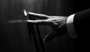 3起泄密案！保洁偷拍、库管卖装备，单位竟没防住？缩略图