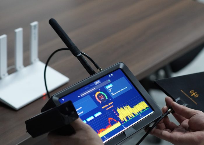 立升便携式防窃听窃照检测包LS-ET5型-产品介绍插图1 立升便携式防窃听窃照检测包LS-ET5型